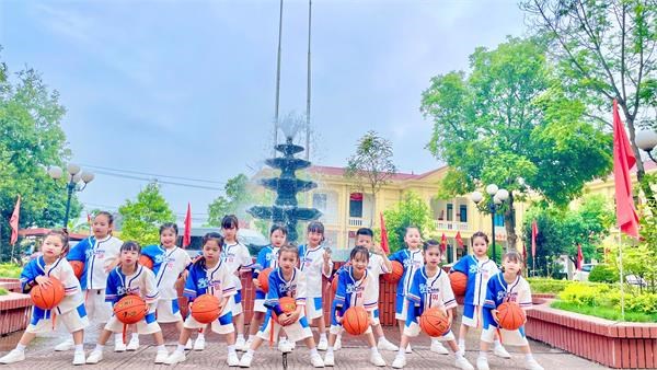 HỘI THI VŨ ĐIỆU BÉ VỚI TRÁI BÓNG TRÒN CẤP HUYÊN NĂM HỌC 2024 - 2025